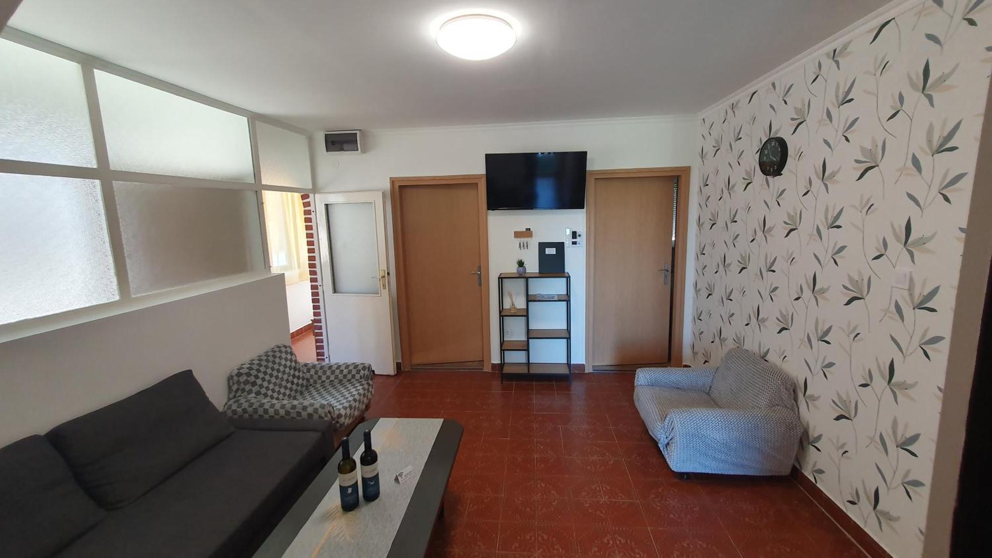 Berbe Apartman Balatonlelle Extérieur photo