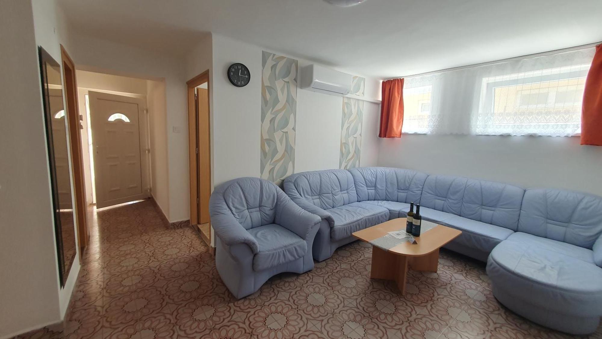 Berbe Apartman Balatonlelle Extérieur photo